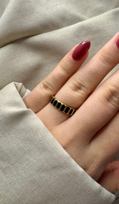 Pierścionek LOVELY BLACK